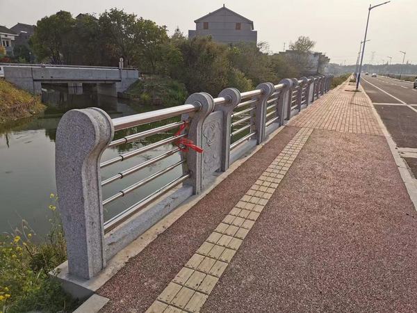 不銹鋼護(hù)欄